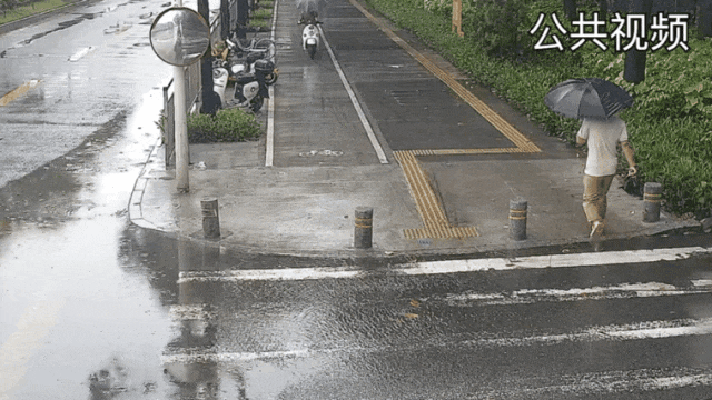 104918q7zqqjekaa7597aa.gif