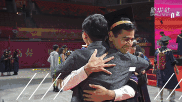 171123r005u01lt7h1t015.gif