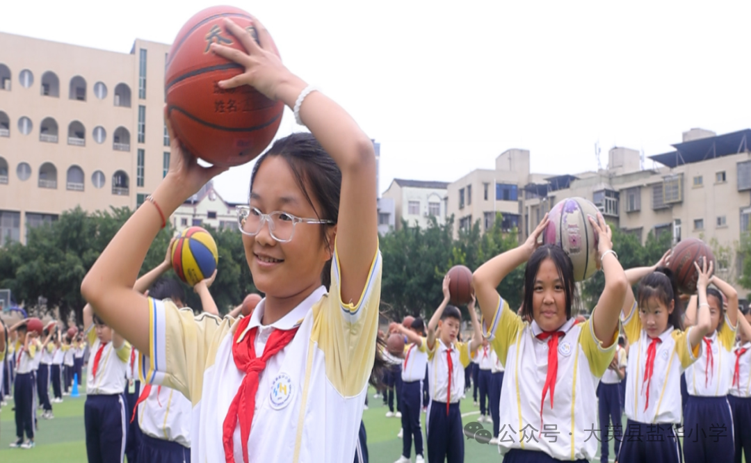 193021wccdcfan664s0cnn.png
