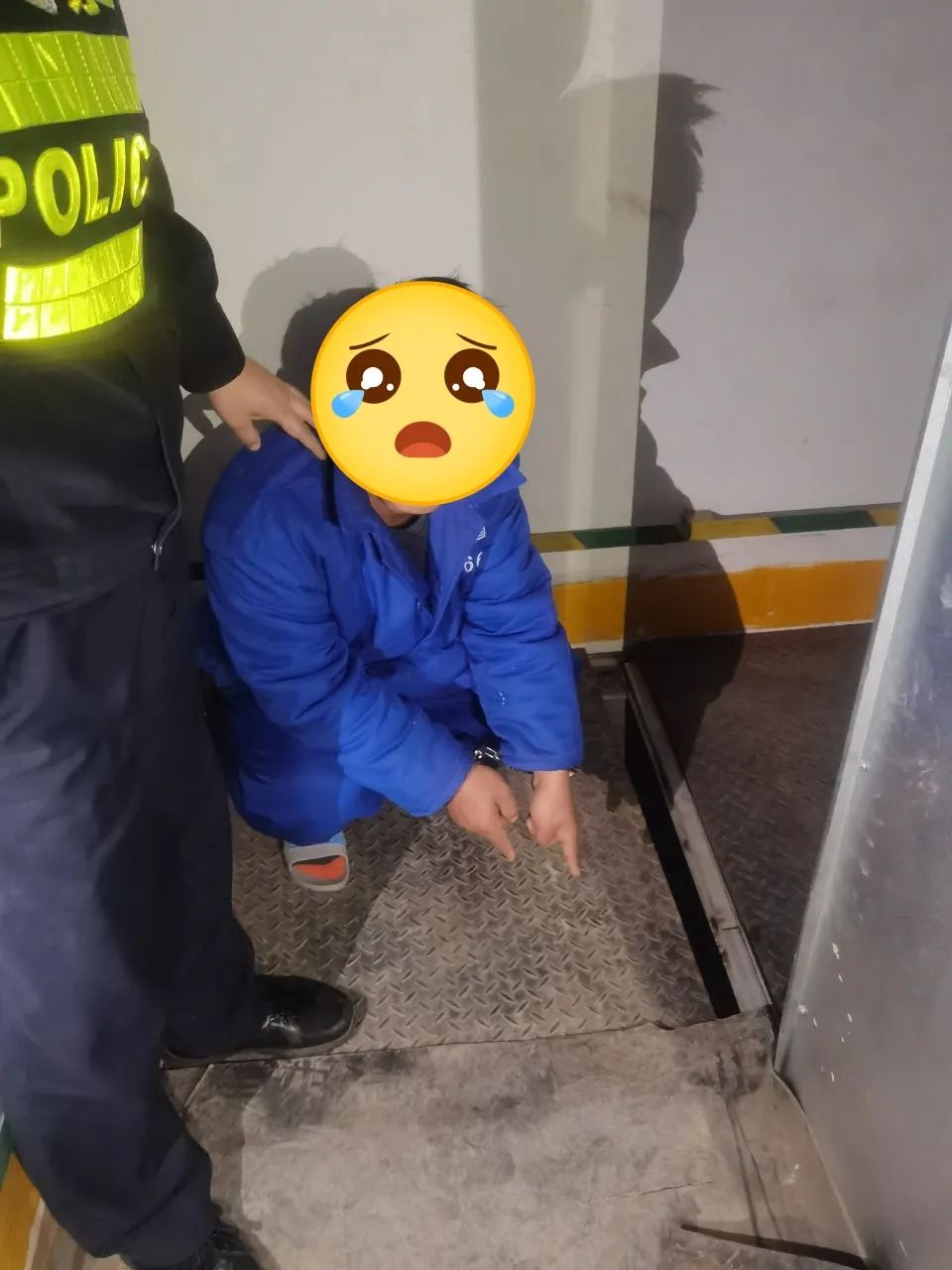 091706f9tij1tuv9jz0c1z.jpeg